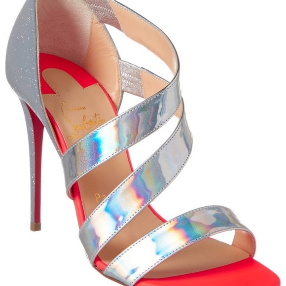 Christian Louboutin World Copine Asymmetrical Sand - Picture 2 of 8